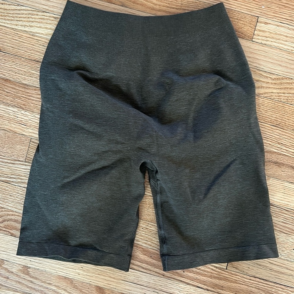 Amplify biker shorts 7” canteen